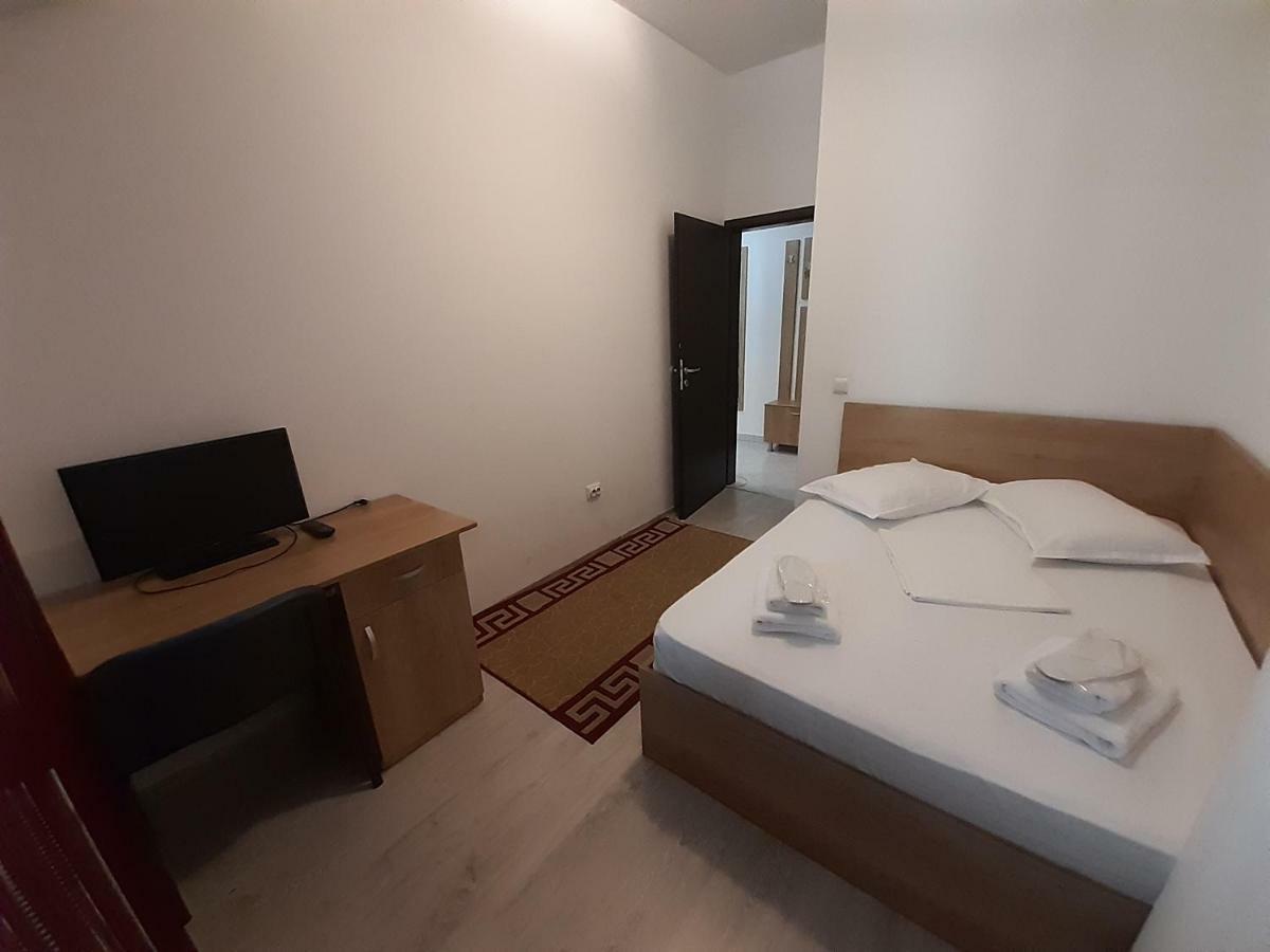 Alexys Residence 2 Iasi Bagian luar foto