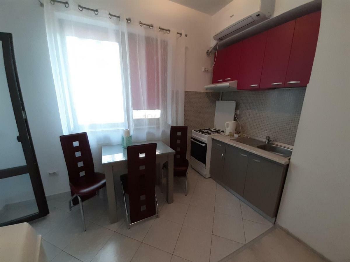 Alexys Residence 2 Iasi Bagian luar foto